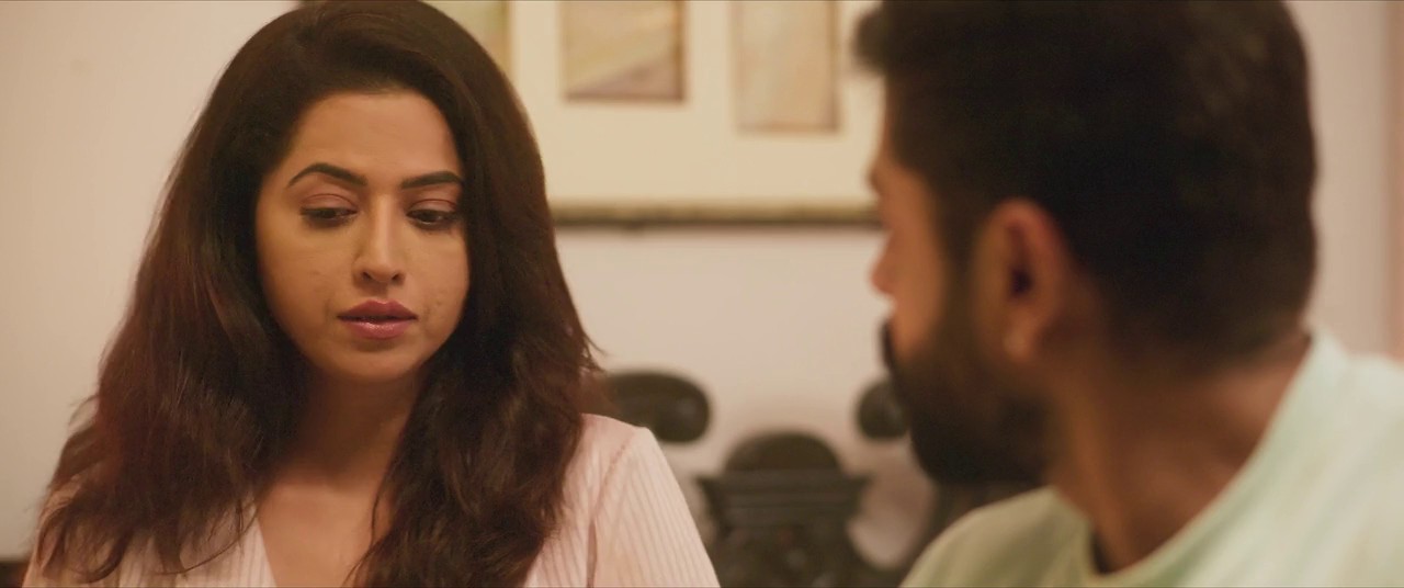 Choices (2024) WEBRip Hindi 720p x264 AVC HE-AAC 2.0.mkv.0004